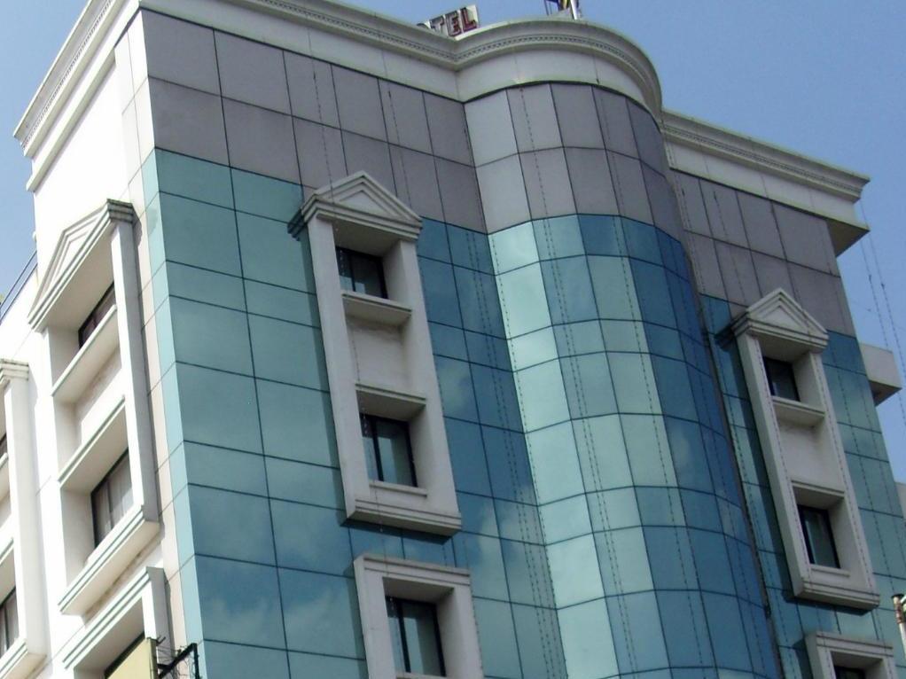 Hotel Chariot Chennai Exterior foto